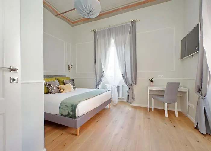 Apartment Cozy New Flat Near The Station!